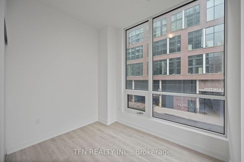 Photo 10 at 215 - 15 Richardson Street, Waterfront Communities C8, Toronto