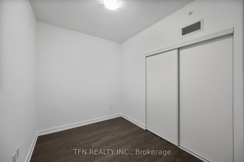 Photo 11 at 314 - 15 Richardson Street, Waterfront Communities C8, Toronto