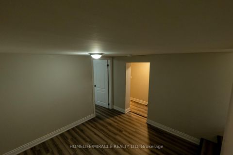 Photo 12 at 12 Brubeck Road, Humbermede, Toronto