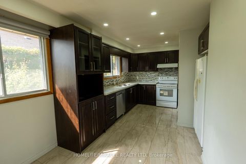 Photo 33 at 12 Brubeck Road, Humbermede, Toronto