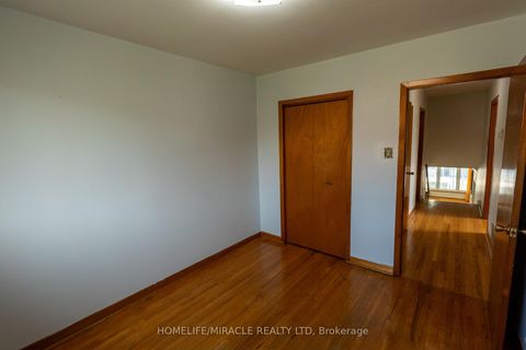 Photo 38 at 12 Brubeck Road, Humbermede, Toronto