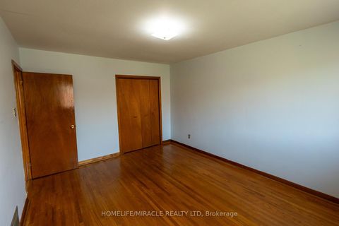 Photo 40 at 12 Brubeck Road, Humbermede, Toronto