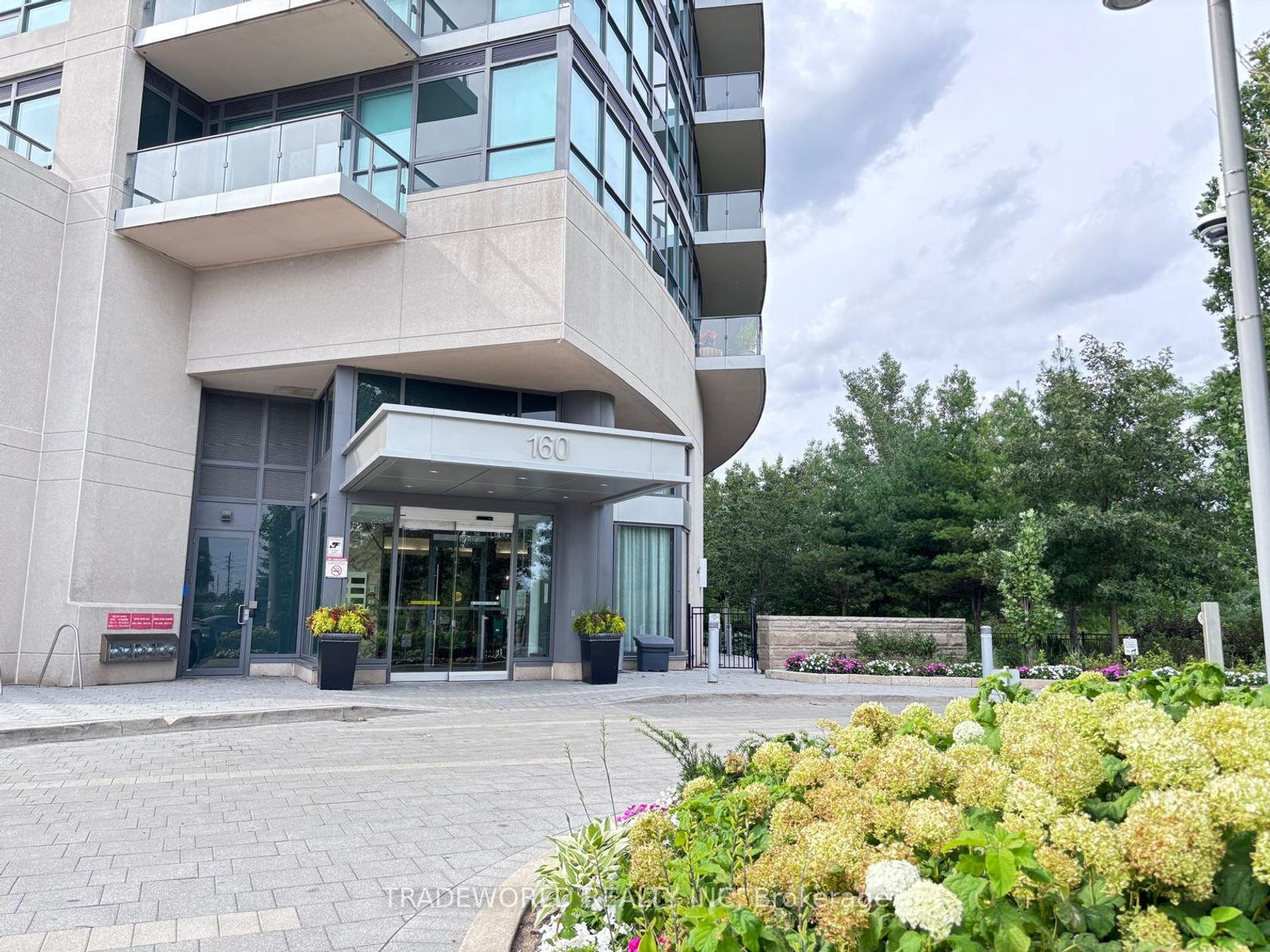 508 - 160 Vanderhoof Avenue, Thorncliffe Park, Toronto photo number 2