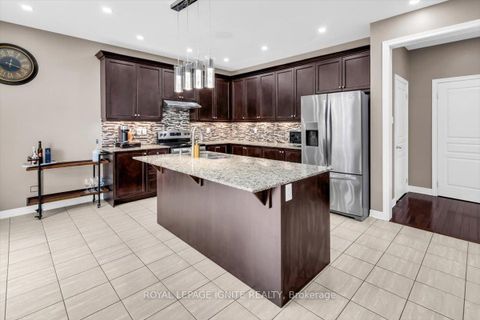 Photo 13 at 87 Richler Avenue, Kleinburg, Vaughan