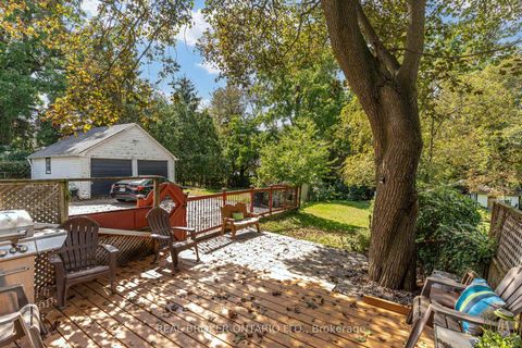 Photo 34 at 30 Elizabeth Street S, Mill Pond, Richmond Hill