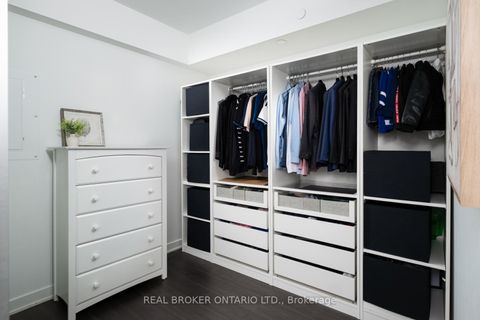 Photo 17 at 528 - 543 Richmond Street W, Waterfront Communities C1, Toronto