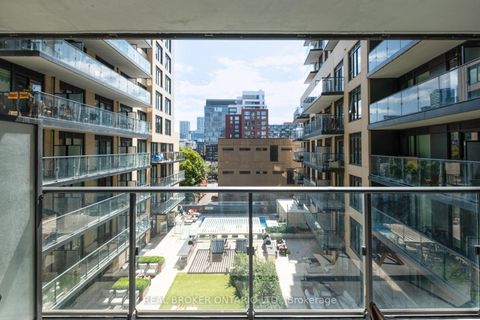 Photo 22 at 528 - 543 Richmond Street W, Waterfront Communities C1, Toronto