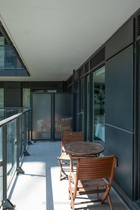 Photo 26 at 528 - 543 Richmond Street W, Waterfront Communities C1, Toronto
