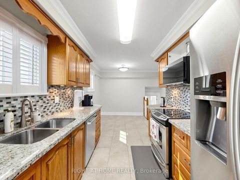 Photo 13 at 67 Ladner Drive, Pleasant View, Toronto