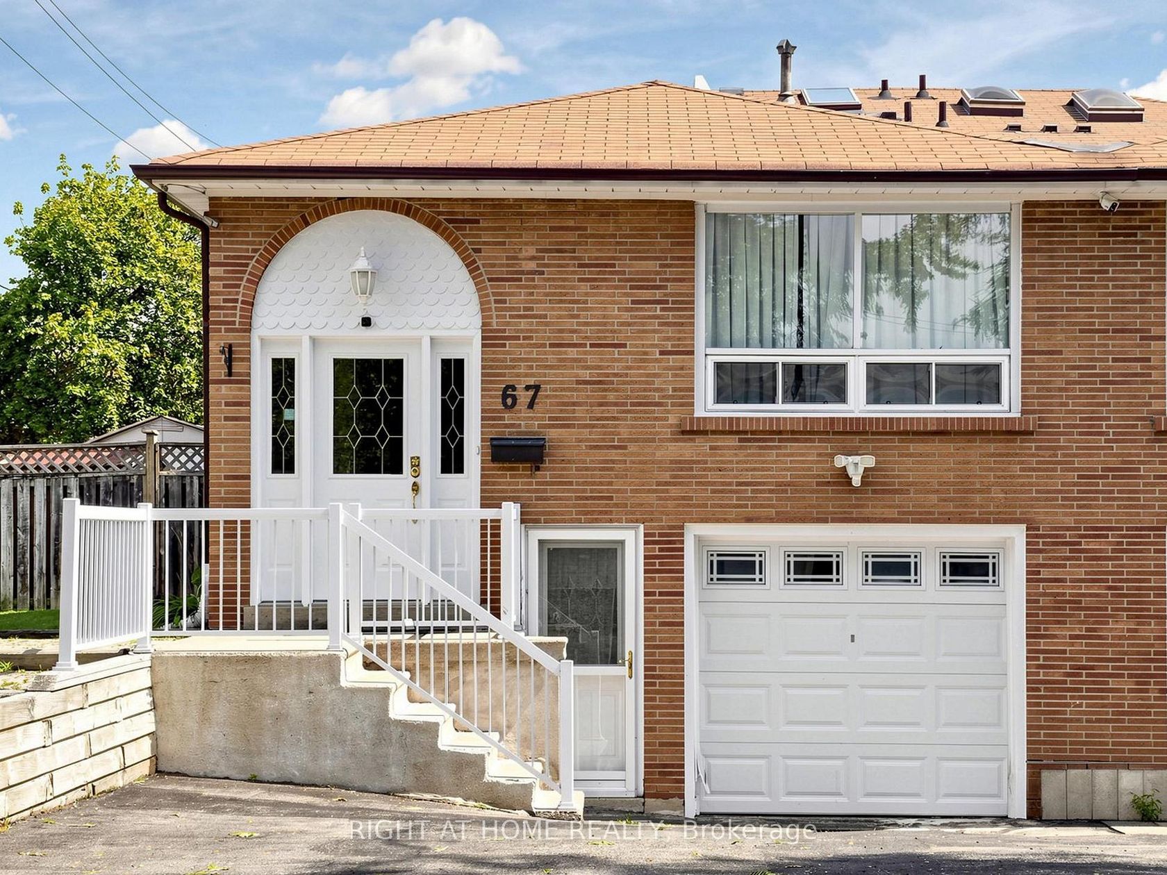 67 Ladner Drive, Pleasant View, Toronto photo 7