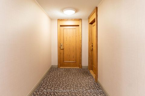 Photo 5 at 501 - 5508 Yonge Street, Willowdale West, Toronto