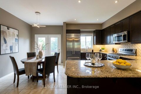 Photo 3 at 95 John Bell Crescent, Birchmount, Toronto