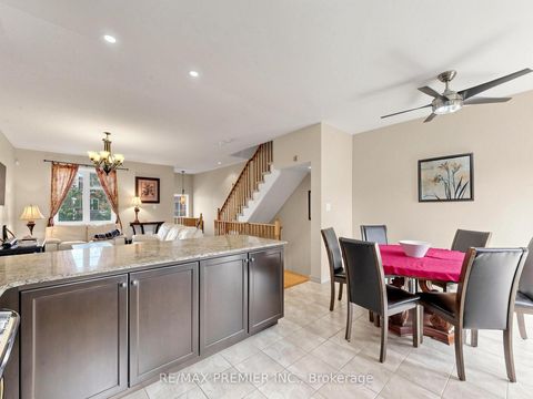 Photo 10 at 95 John Bell Crescent, Birchmount, Toronto