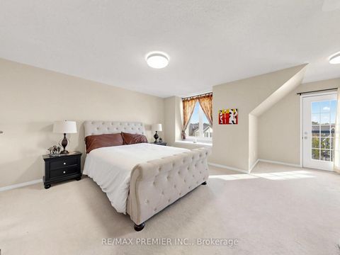 Photo 15 at 95 John Bell Crescent, Birchmount, Toronto