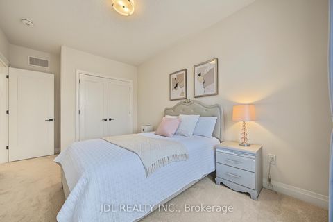 Photo 32 at 41 West Village Lane, Angus Glen, Markham