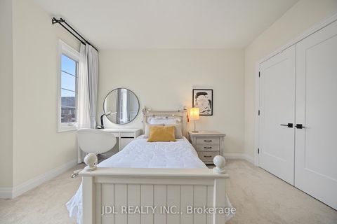 Photo 34 at 41 West Village Lane, Angus Glen, Markham