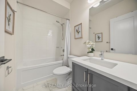 Photo 36 at 41 West Village Lane, Angus Glen, Markham