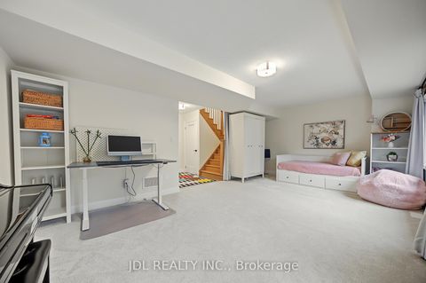 Photo 42 at 41 West Village Lane, Angus Glen, Markham