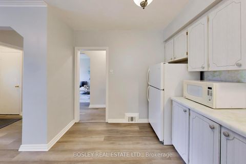Photo 13 at 24 Tulip Drive, Maryvale, Toronto