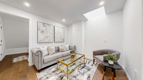 Photo 21 at 31 1/2 Granby Street, Yonge Corridor, Toronto