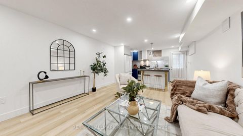Photo 32 at 31 1/2 Granby Street, Yonge Corridor, Toronto