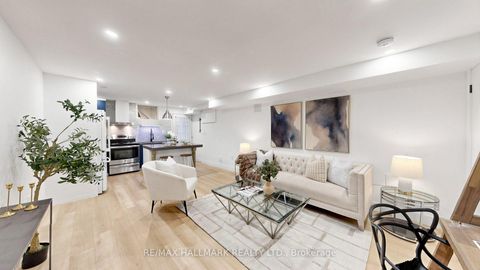 Photo 33 at 31 1/2 Granby Street, Yonge Corridor, Toronto