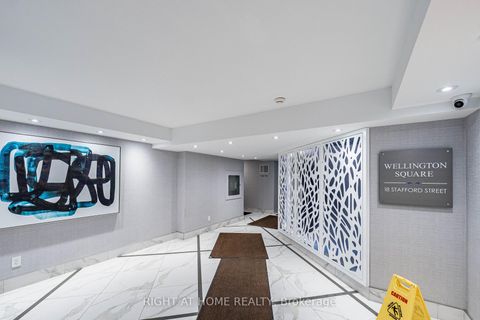 Photo 4 at 602 - 18 Stafford Street, Niagara, Toronto