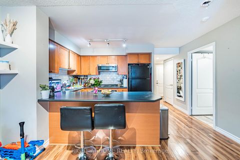Photo 14 at 602 - 18 Stafford Street, Niagara, Toronto