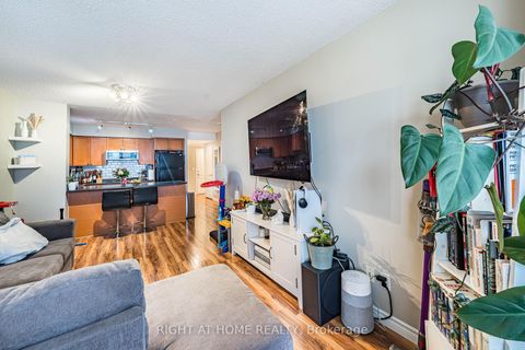 Photo 26 at 602 - 18 Stafford Street, Niagara, Toronto