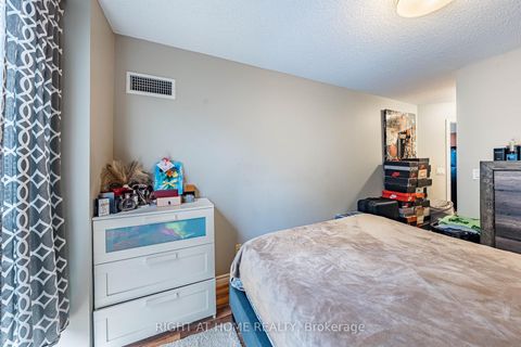 Photo 30 at 602 - 18 Stafford Street, Niagara, Toronto