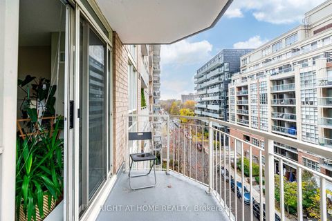 Photo 33 at 602 - 18 Stafford Street, Niagara, Toronto