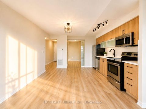 Photo 5 at 1811 - 2015 SHEPPARD Avenue E, Henry Farm, Toronto