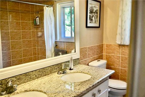 Photo 10 at 40 Brahms Avenue, Hillcrest Village, Toronto