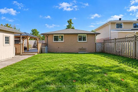 Photo 31 at 11 Daphne Crescent, Cundles East, Barrie