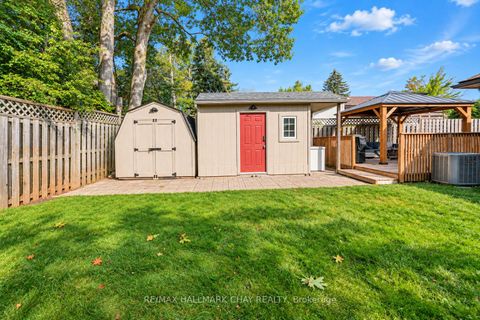 Photo 33 at 11 Daphne Crescent, Cundles East, Barrie