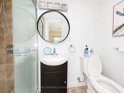 Photo 9 at 14178 Yonge Street, Aurora Estates, Aurora