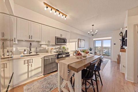 Photo 4 at 707 - 3700 Highway 7 Road, Vaughan Corporate Centre, Vaughan