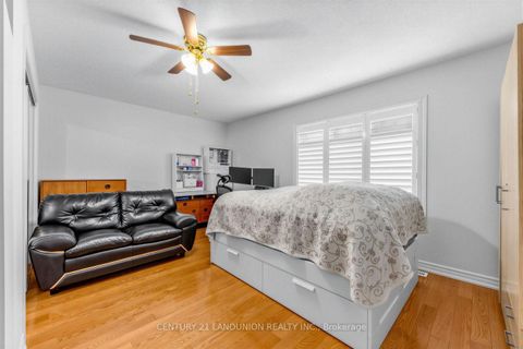 Photo 20 at 28 Herzberg Gardens, York University Heights, Toronto