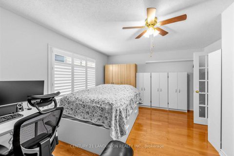 Photo 21 at 28 Herzberg Gardens, York University Heights, Toronto