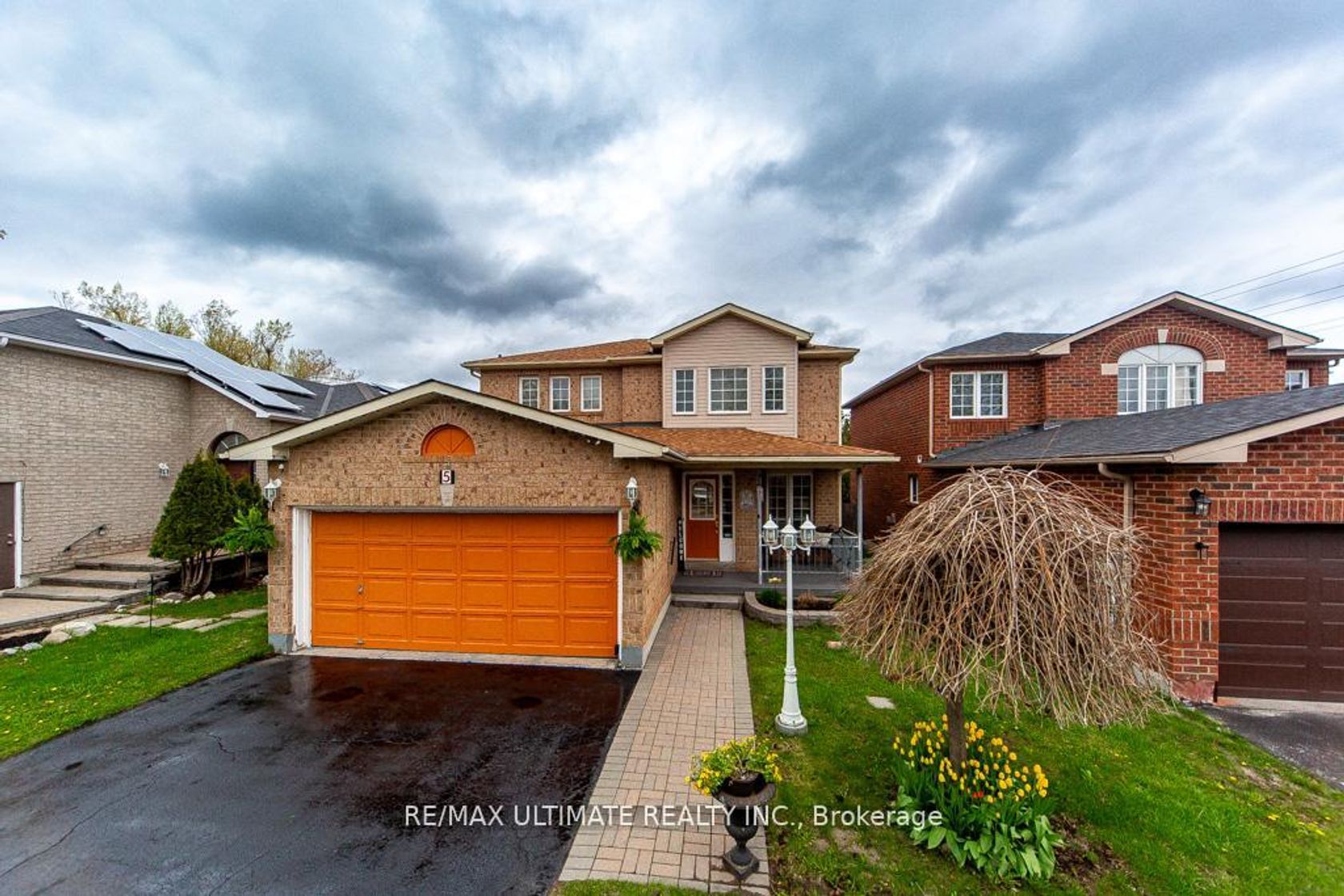 5 Twiss Drive, Holly, Barrie photo number 2