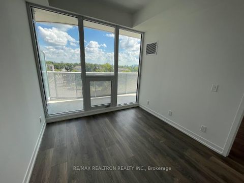 Photo 5 at 509 - 15 Holmes Avenue, Willowdale East, Toronto