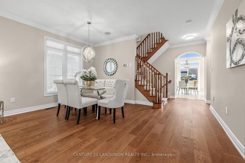 Photo 3 at 21 Hendel Drive, Patterson, Vaughan