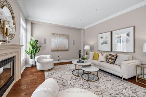 Photo 5 at 21 Hendel Drive, Patterson, Vaughan