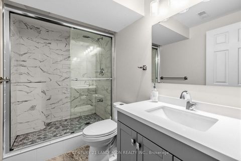 Photo 19 at 21 Hendel Drive, Patterson, Vaughan