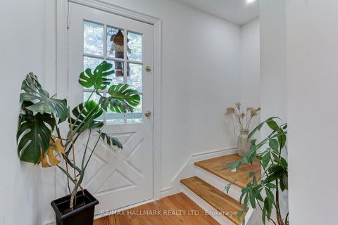 Photo 6 at 339 Neal Drive, Crosby, Richmond Hill