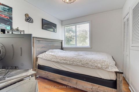 Photo 21 at 339 Neal Drive, Crosby, Richmond Hill