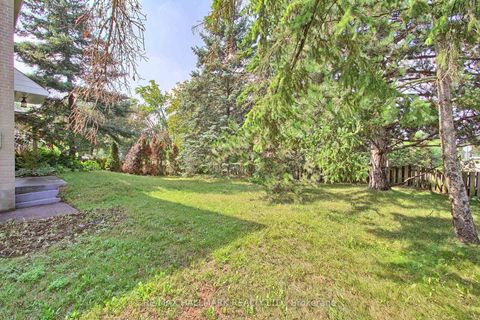 Photo 32 at 339 Neal Drive, Crosby, Richmond Hill