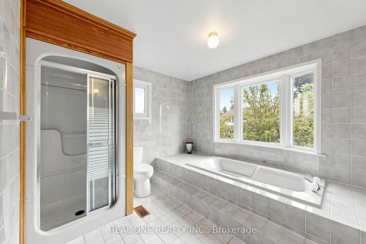 Photo 25 at 1960 Pimlico Court, Central Erin Mills, Mississauga