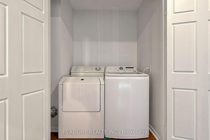 Photo 35 at 1960 Pimlico Court, Central Erin Mills, Mississauga