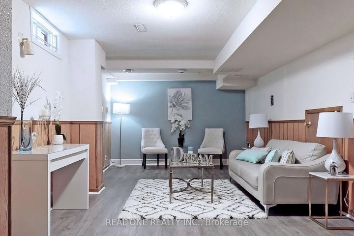 Photo 38 at 1960 Pimlico Court, Central Erin Mills, Mississauga